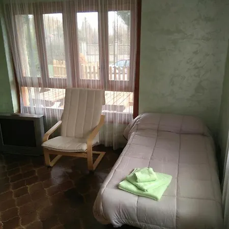 Arroyo Del Valle No Hay Piscina Ferienhaus San Andrés del Rabanedo