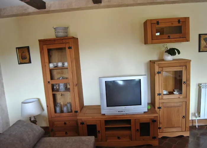 Arroyo Del Valle No Hay Piscina 度假居