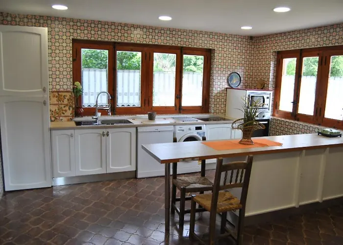 Arroyo Del Valle No Hay Piscina * San Andrés del Rabanedo