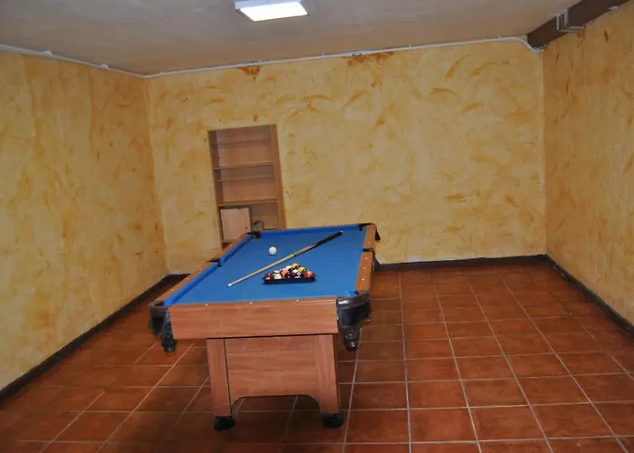 Arroyo Del Valle No Hay Piscina San Andrés del Rabanedo