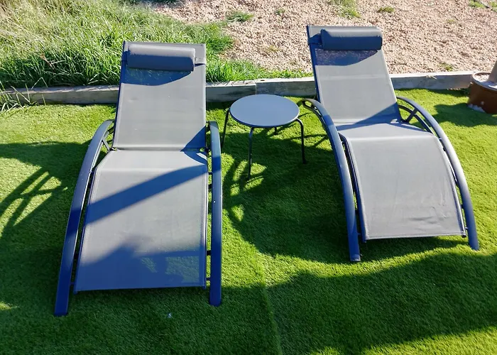 Arroyo Del Valle No Hay Piscina 度假居